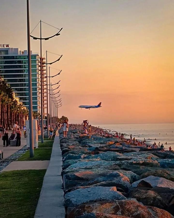 Panoramic Sea And City View Aparthotel In Orbi City Batumi Kültér fotó